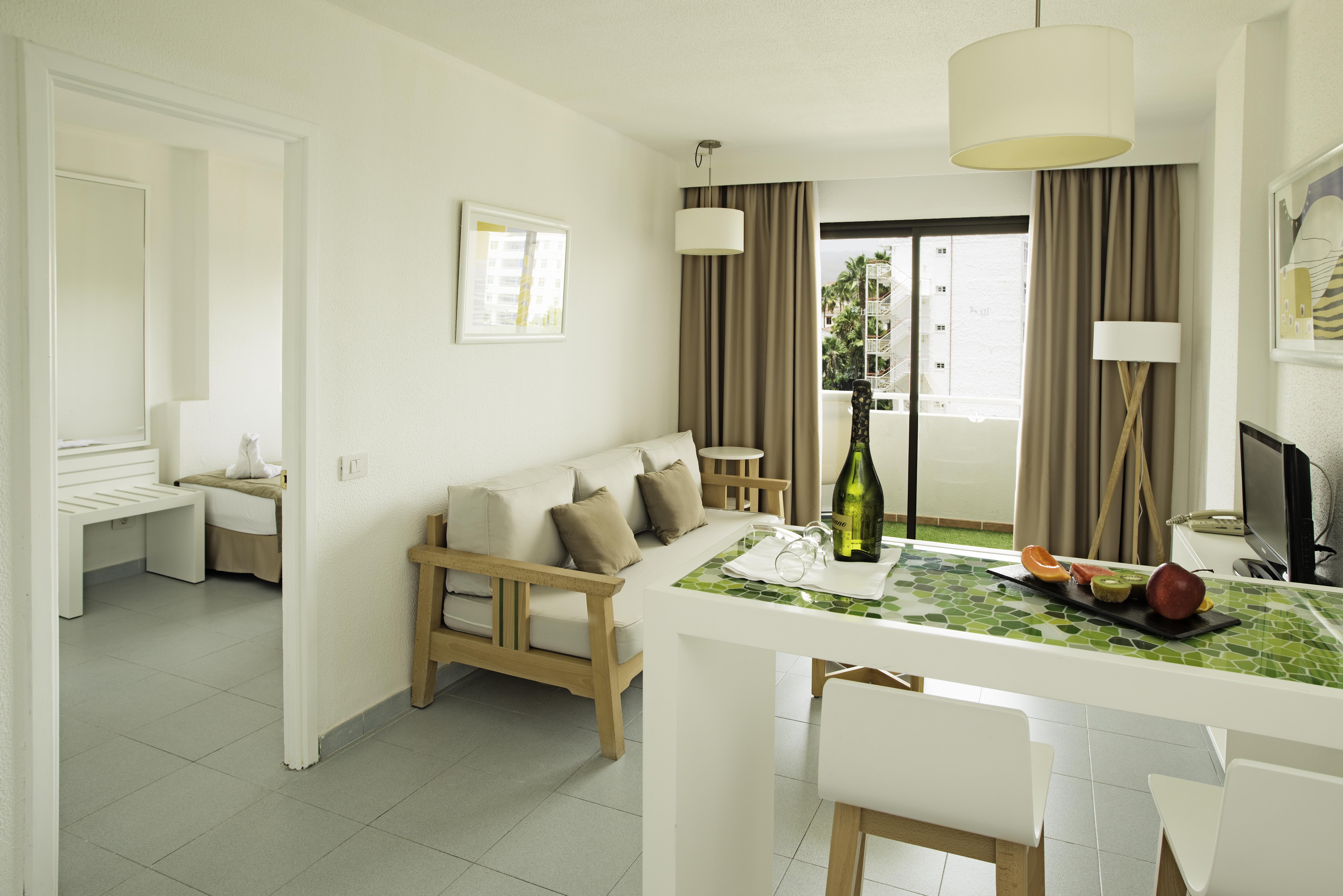 Hotel Livvo Anamar Suites Плайя-дель-Инглес Экстерьер фото