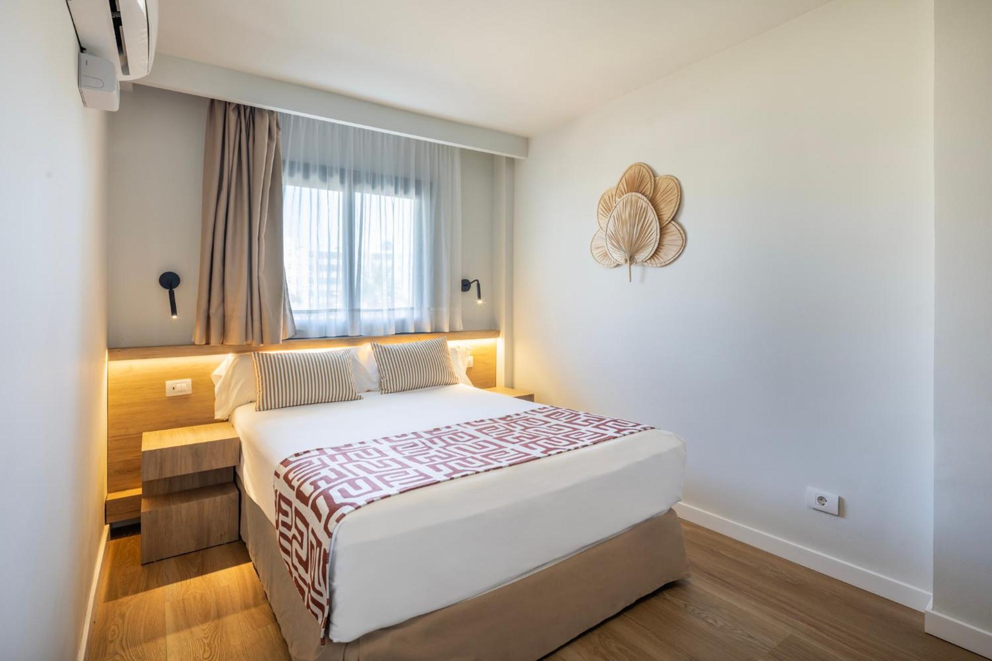Hotel Livvo Anamar Suites Плайя-дель-Инглес Экстерьер фото