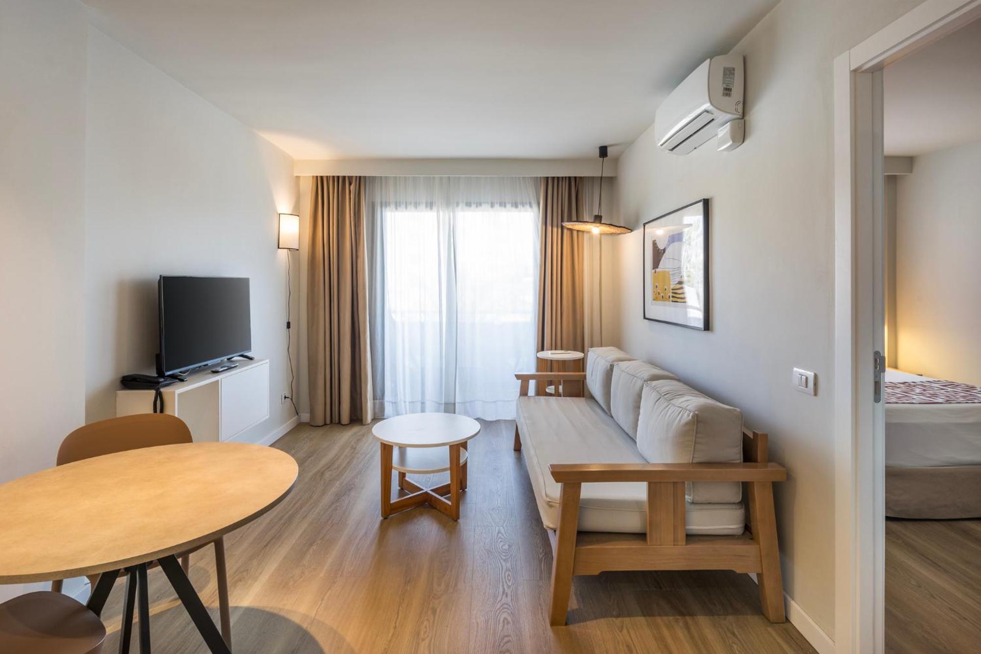 Hotel Livvo Anamar Suites Плайя-дель-Инглес Экстерьер фото