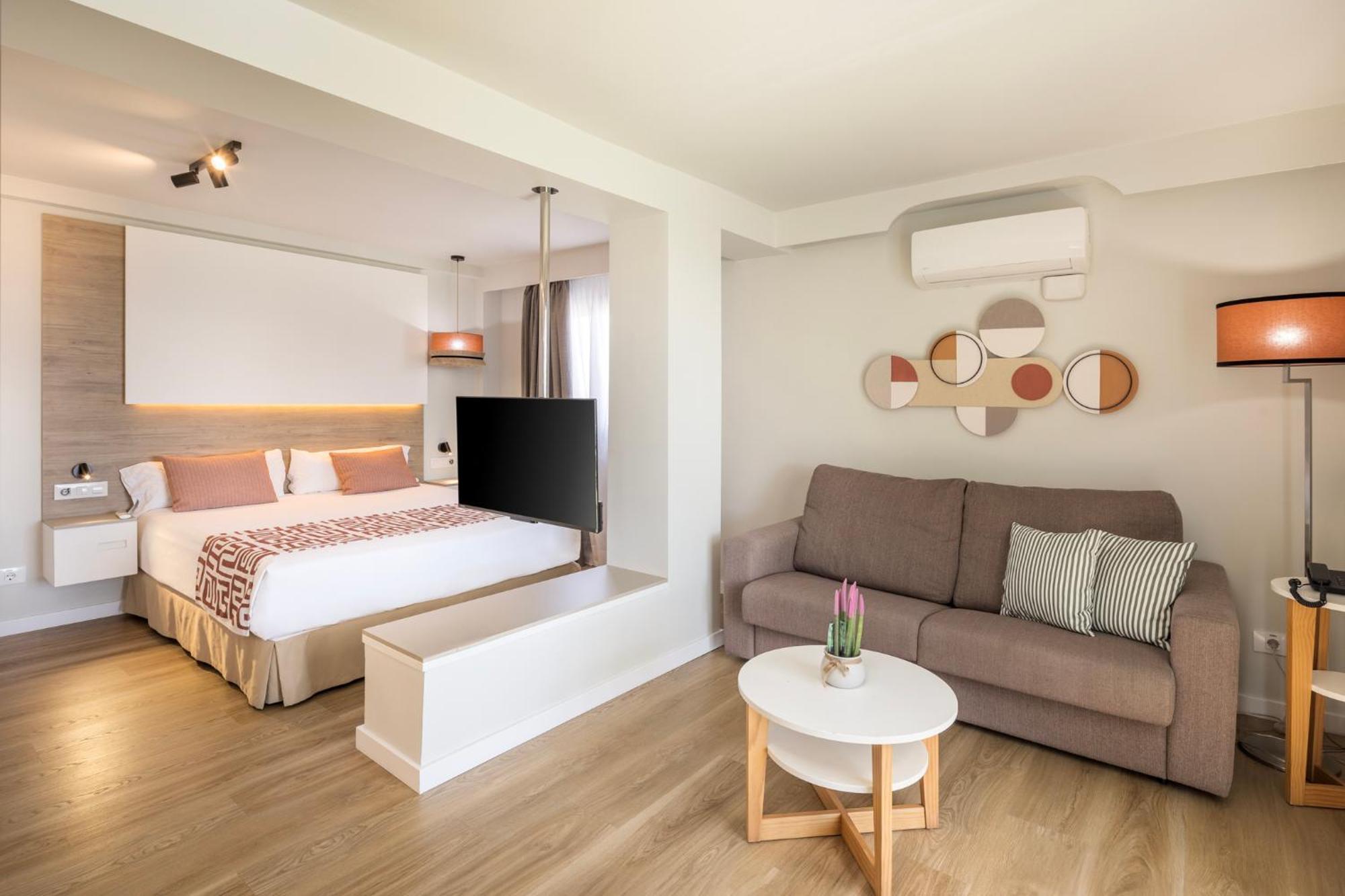 Hotel Livvo Anamar Suites Плайя-дель-Инглес Экстерьер фото