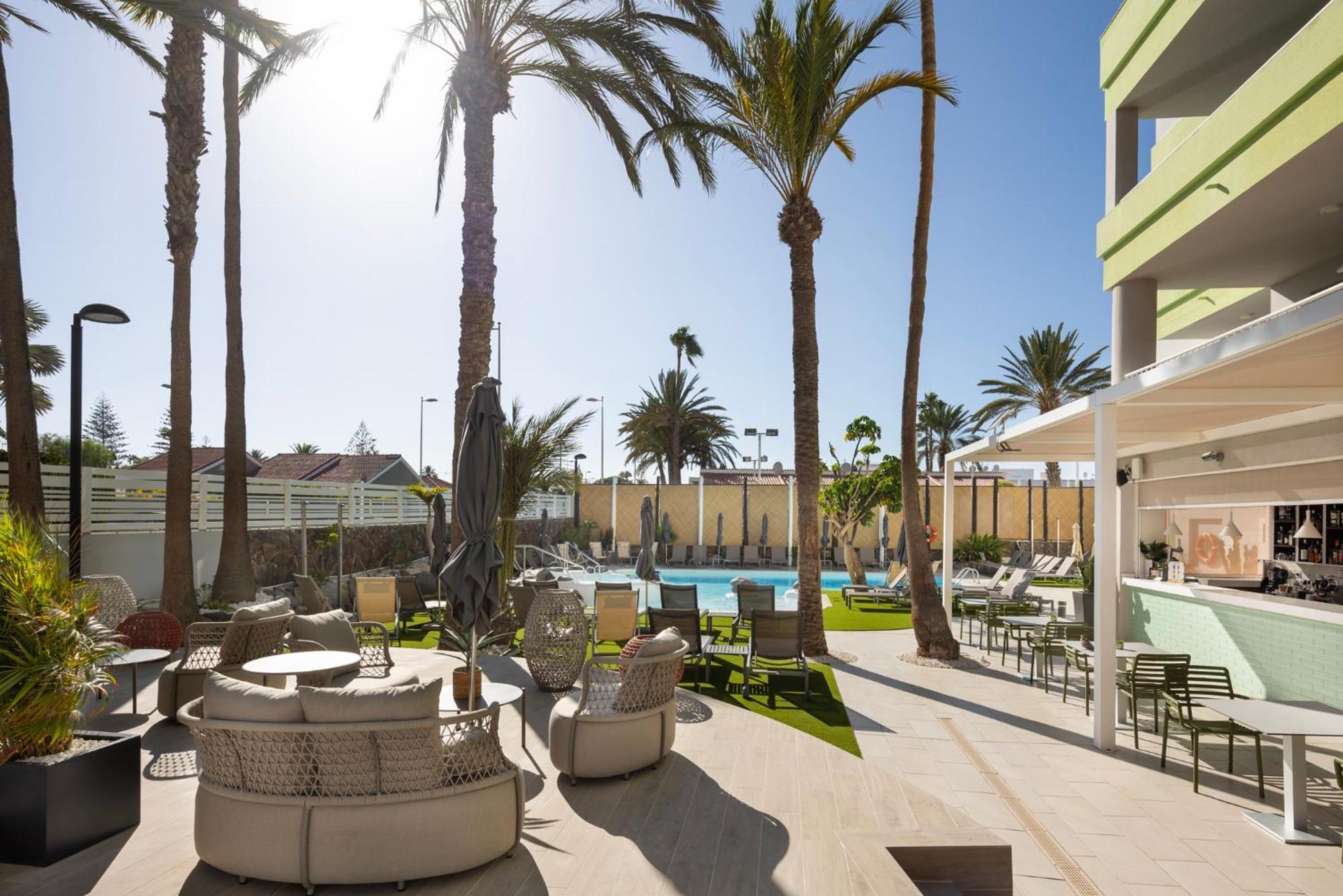 Hotel Livvo Anamar Suites Плайя-дель-Инглес Экстерьер фото