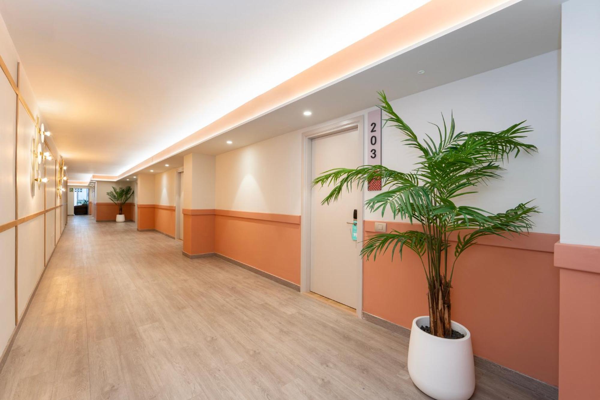 Hotel Livvo Anamar Suites Плайя-дель-Инглес Экстерьер фото
